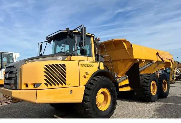 VOLVO A30E ARTICULATED HAULER POST IMAGE