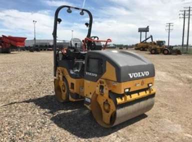VOLVO DD30B ASPHALT COMPACTOR POST IMAGE