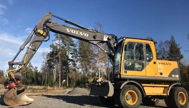 VOLVO EW140B EXCAVATOR POST IMAGE