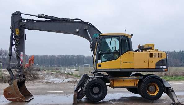 VOLVO EW180C EXCAVATOR POST IMAGE