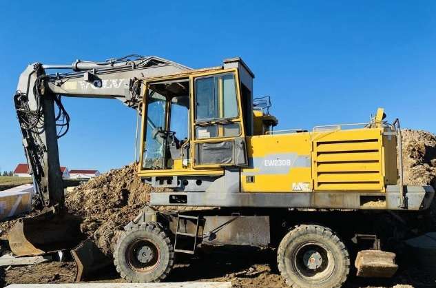 VOLVO EW230B AKERMAN EXCAVATOR POST IMAGE