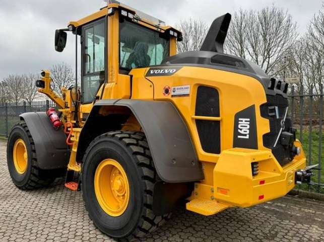 VOLVO L60H WHEEL LOADER POST IMAGE