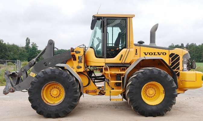 VOLVO L90F WHEEL LOADER POST IMAGE