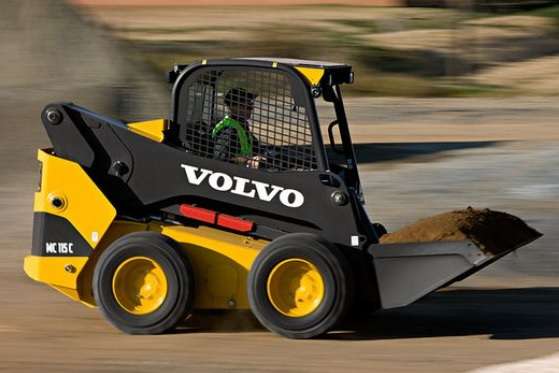 VOLVO MC95C SKID STEER LOADER POST IMAGE