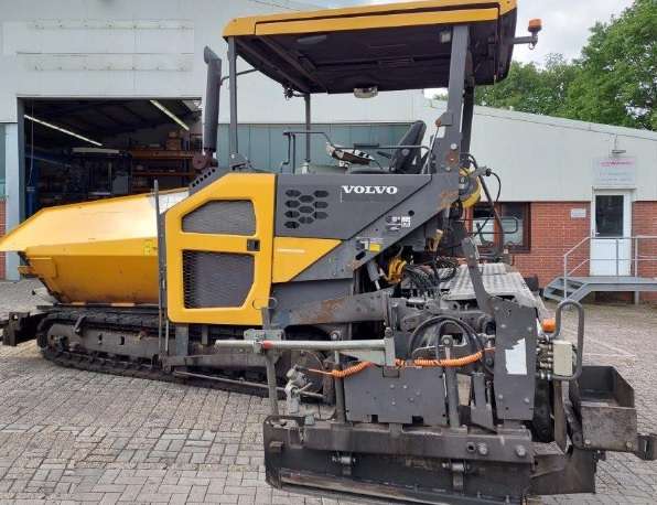 VOLVO P7820C ABG TRACKED PAVER BEST POST IMAGE