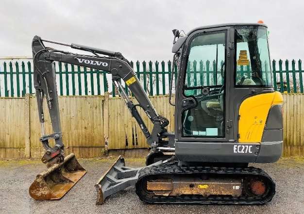 VOLVO EC27C COMPACT EXCAVATOR POST IMAGE