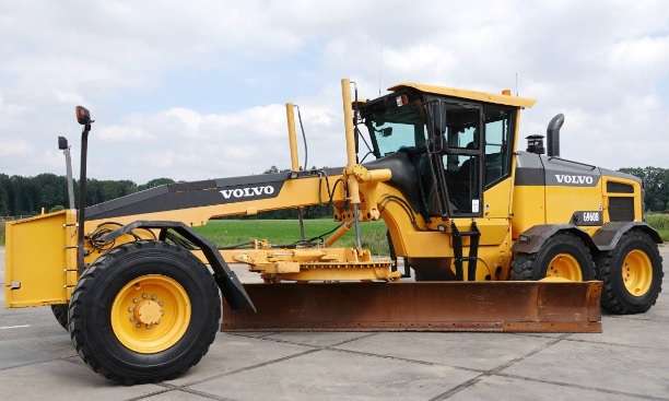 VOLVO G960B MOTOR GRADER POST IMAGE