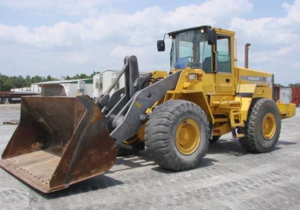 VOLVO L120C WHEEL LOADER POST IMAGE