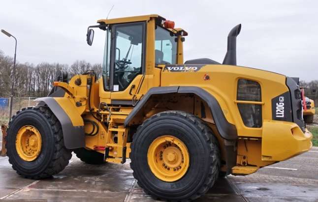 VOLVO L120G WHEEL LOADER POST IMAGE