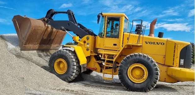 VOLVO L180E WHEEL LOADER POST IMAGE