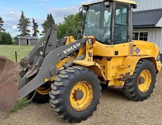 VOLVO L45B COMPACT WHEEL LOADER POST IMAGE