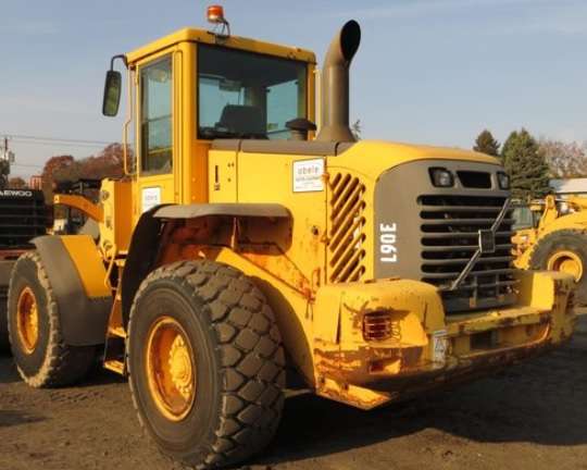 VOLVO L90E WHEEL LOADER POST IMAGE
