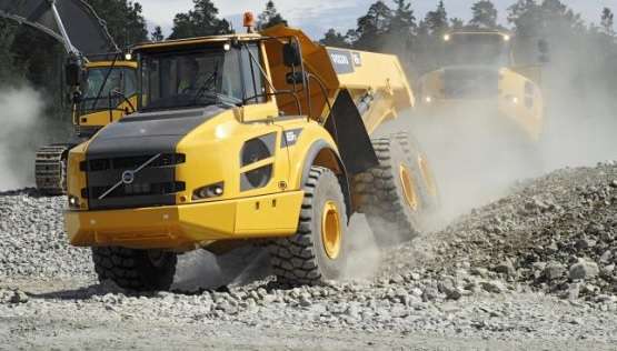 VOLVO A40F ARTICULATED DUMP TRUCK IMAGE POST