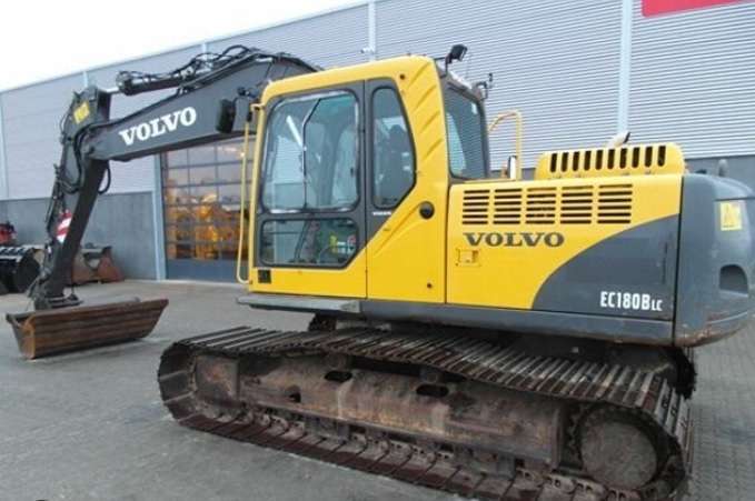 VOLVO EC180B LC