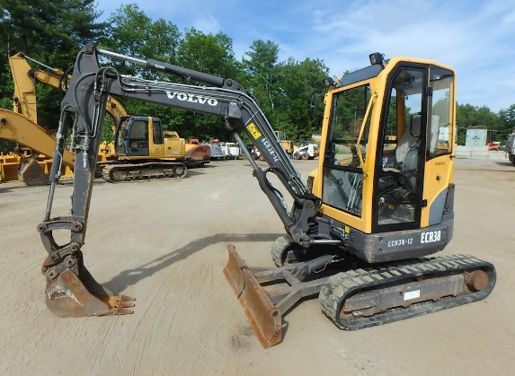 VOLVO ECR38 COMPACT EXCAVATOR